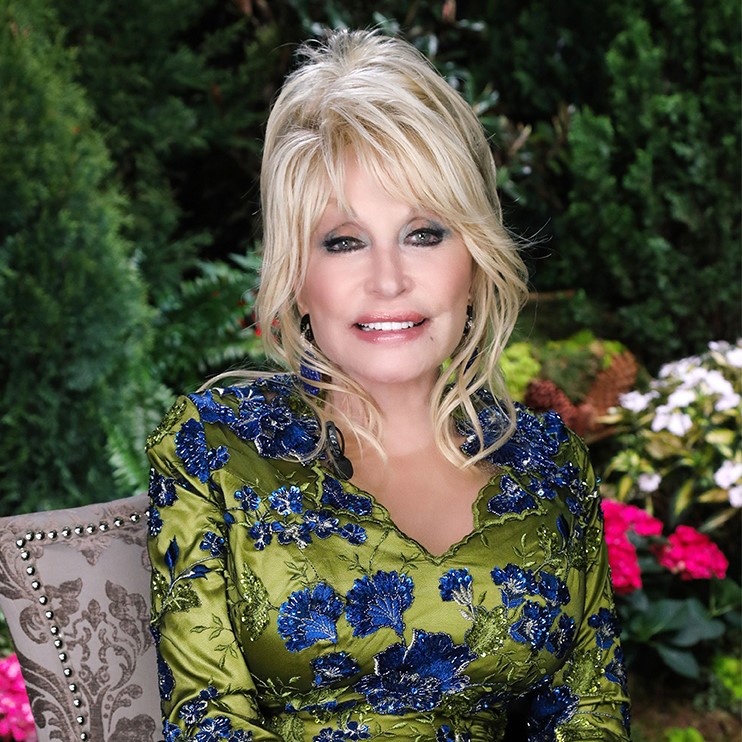 Dolly Parton: ‘I’m not dumb and I’m not blonde’