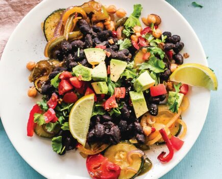 10 minute Mexicana: black bean salad and zesty nachos